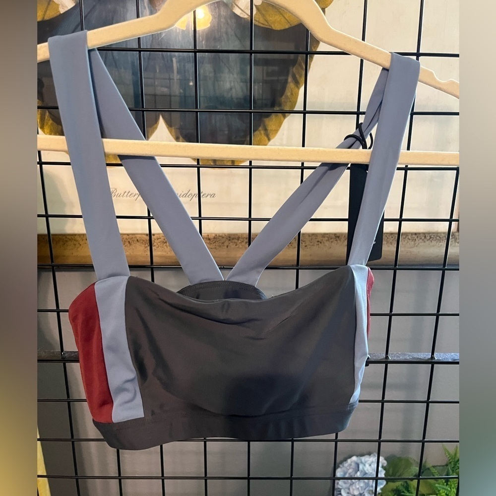 Colorblock Sports Bra
